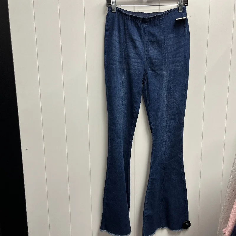 Jeans Flared By Clothes Mentor In Blue Denim, Size: M