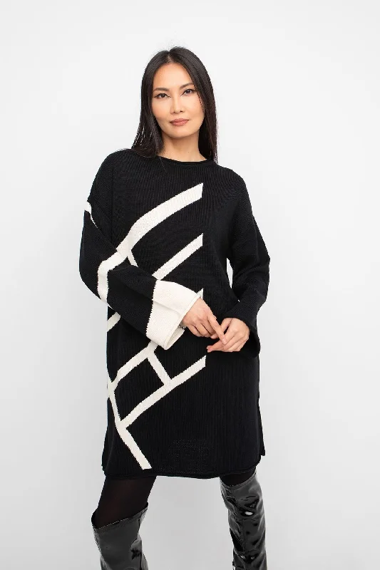 Ozai N Ku Black/White Knitted Dress