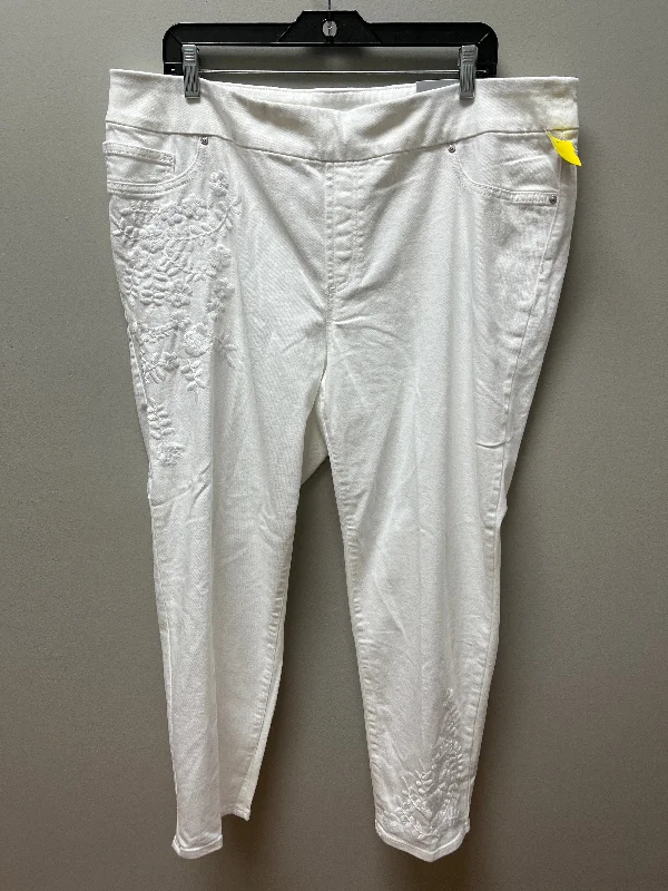 Jeans Straight By Chicos In White Denim, Size: 18